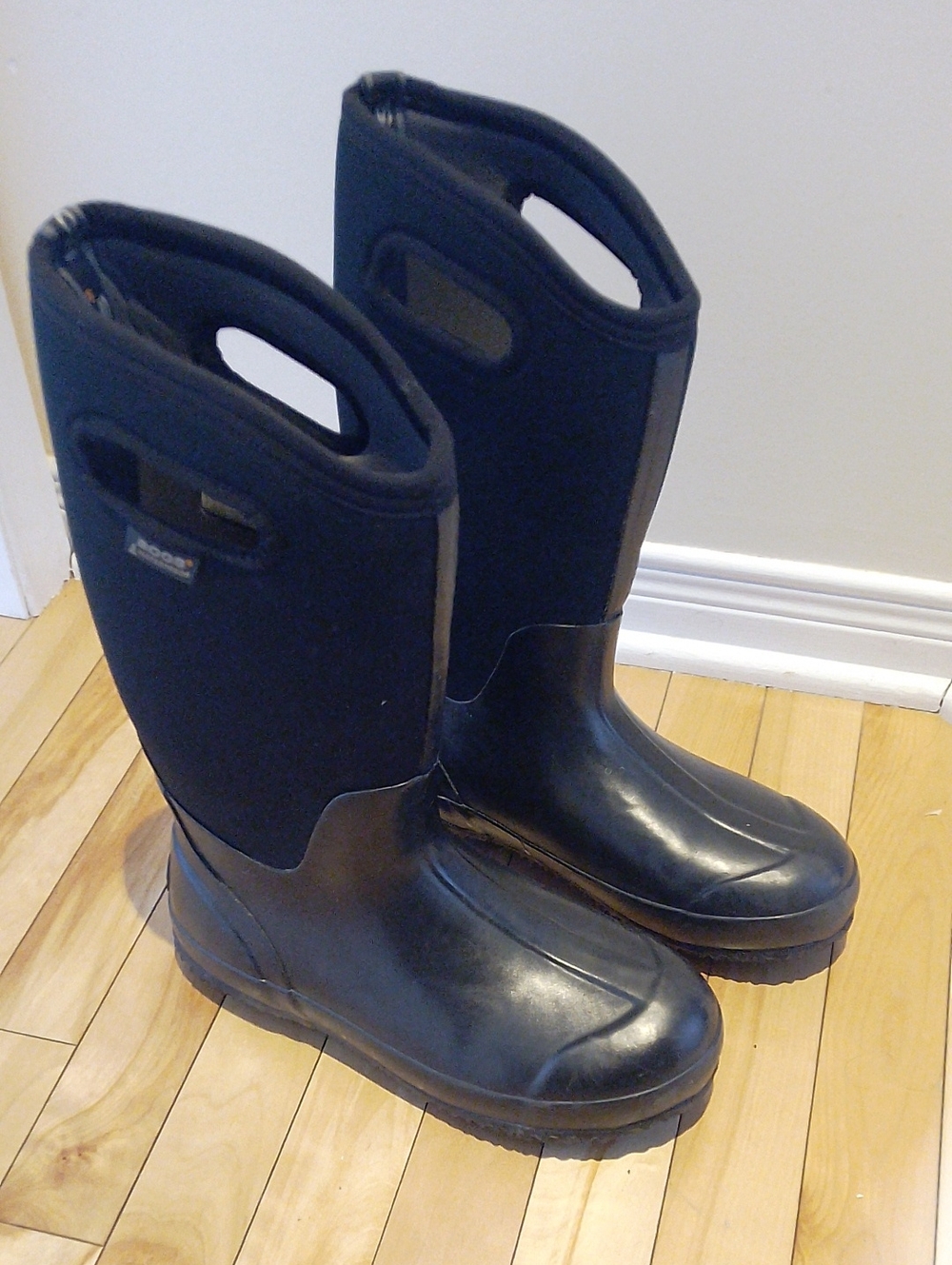 Bogs Women's Classic High Handle Waterproof -40°C Insulated Boot